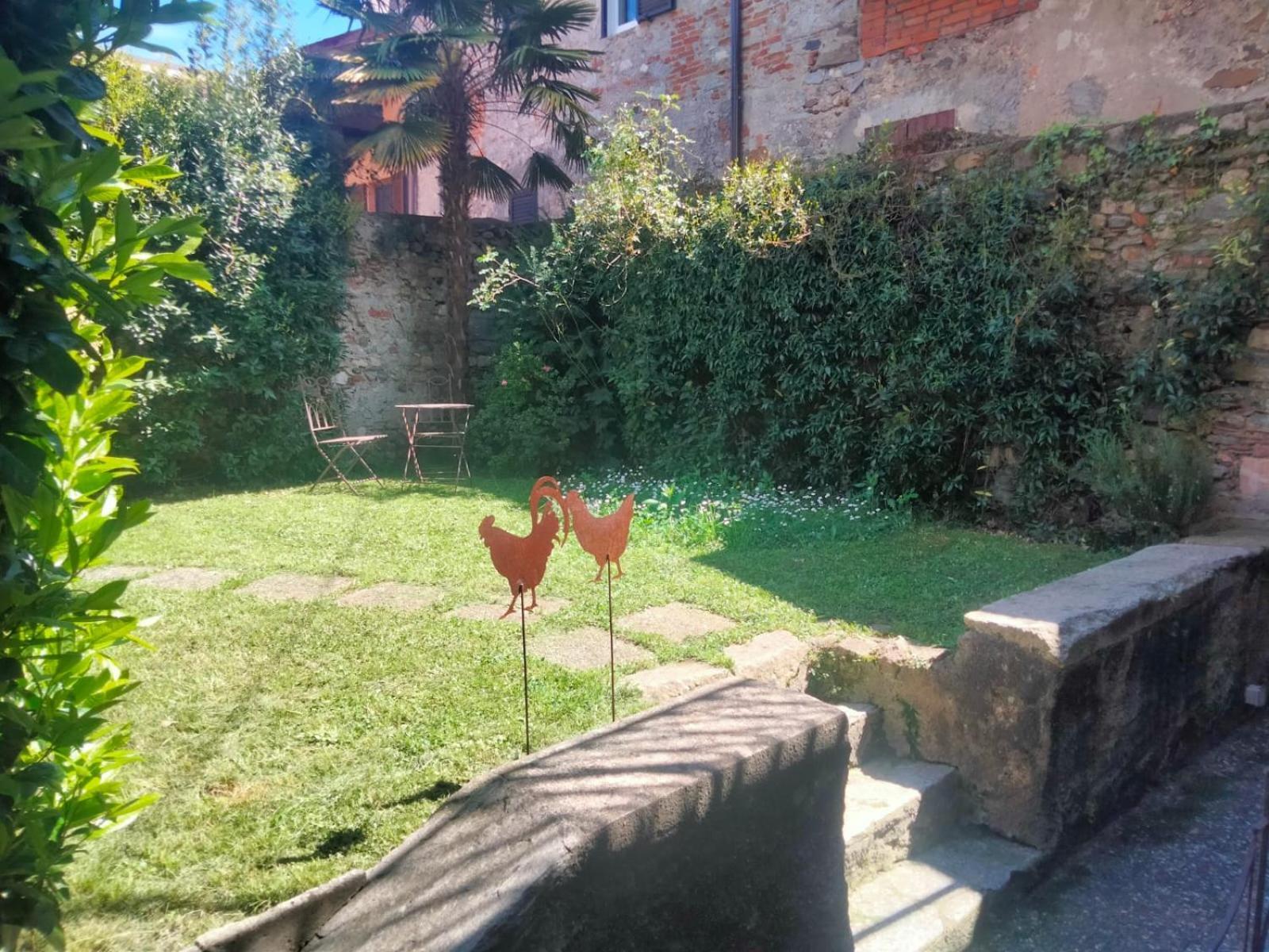 Residenza Esse Villa Angera Exterior photo